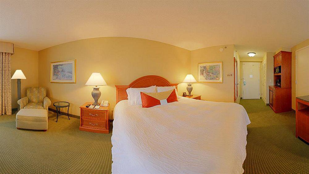 Hilton Garden Inn Lexington Ngoại thất bức ảnh