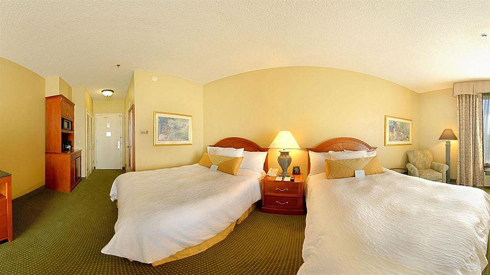 Hilton Garden Inn Lexington Ngoại thất bức ảnh