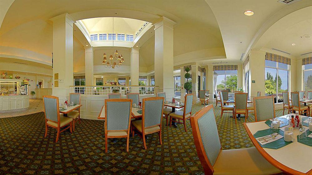 Hilton Garden Inn Lexington Ngoại thất bức ảnh