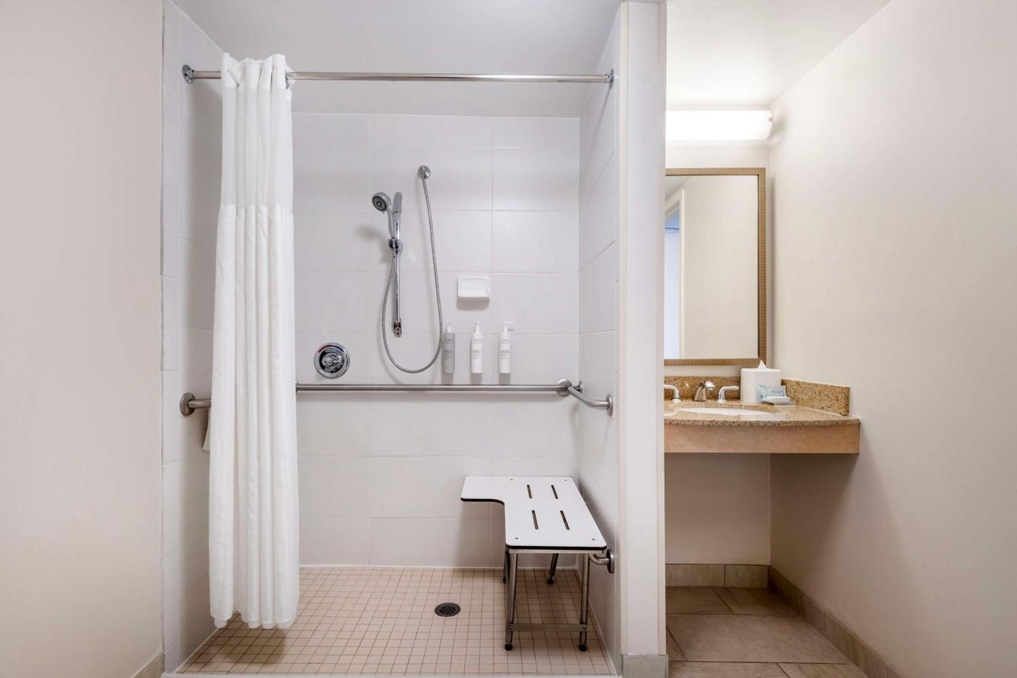 Hilton Garden Inn Lexington Ngoại thất bức ảnh