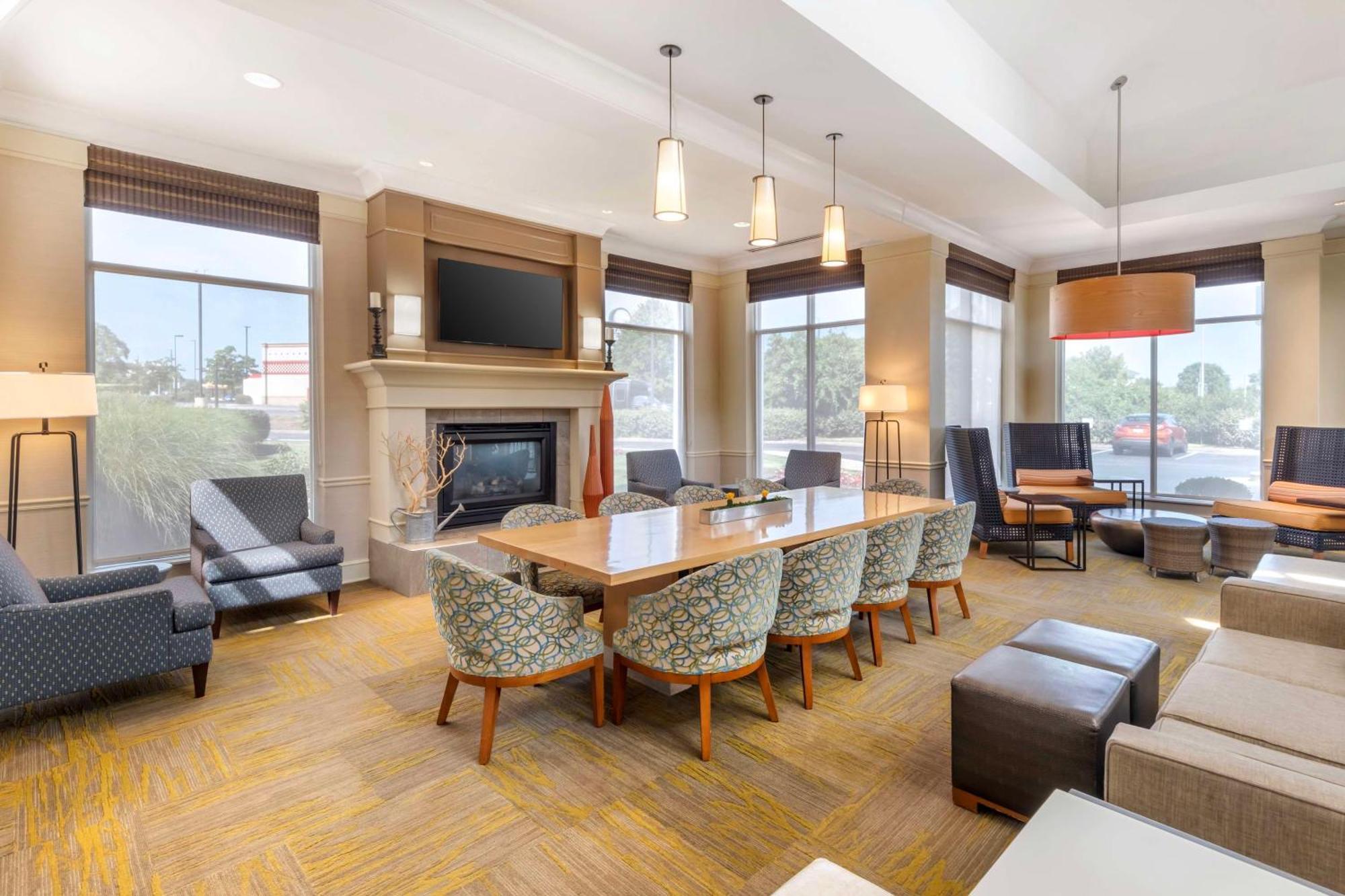 Hilton Garden Inn Lexington Ngoại thất bức ảnh