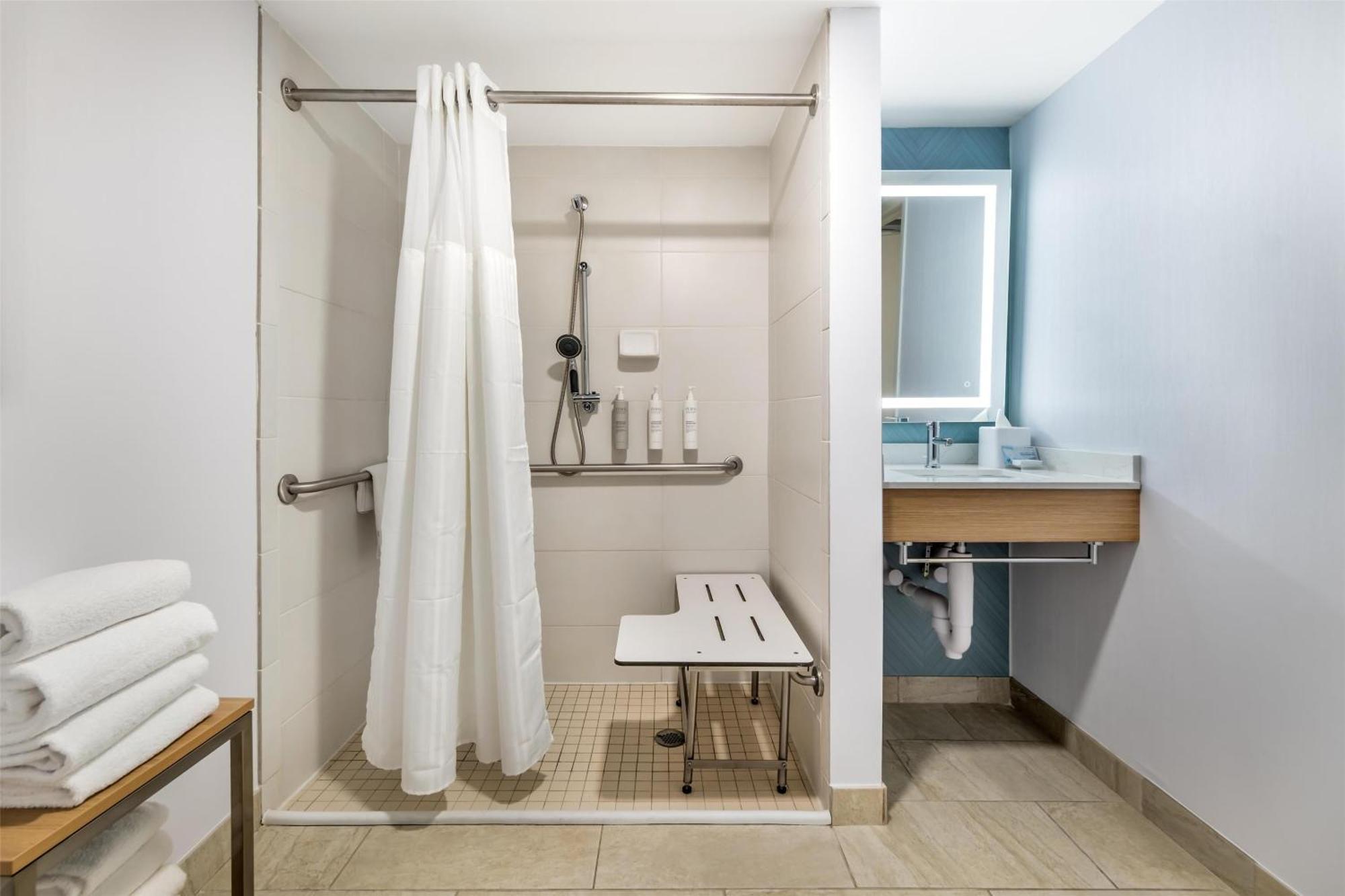 Hilton Garden Inn Lexington Ngoại thất bức ảnh
